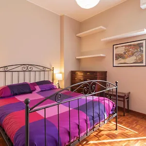  Appartamento Renovated apartment close to Portello Fiera - Accursio Italia